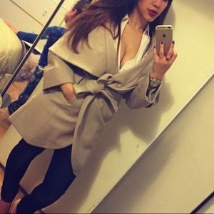 Tahari original wrap coat